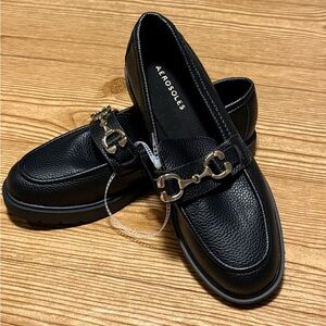 AEROSOLES Black Leather Loafers with Gold Accents